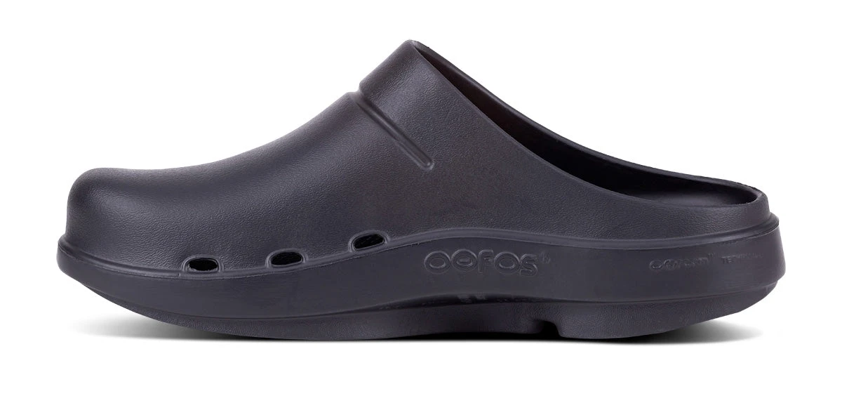 'OOFOS' Unisex OOcloog Clog - Black 2 'OOFOS' Unisex OOcloog Clog - Black - Image 2