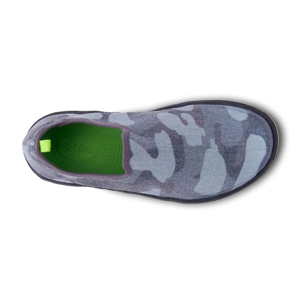 'OOFOS' Women's OOmg EeZee Low Shoe - Black / Grey Camo 2 'OOFOS' Women's OOmg EeZee Low Shoe - Black / Grey Camo - Image 2