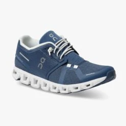 'On Running' Women's Cloud 5 - Denim / White -Fashion Shoes 59.98901 cloud 5 ss22 denim white w g6 1024x1024@2x